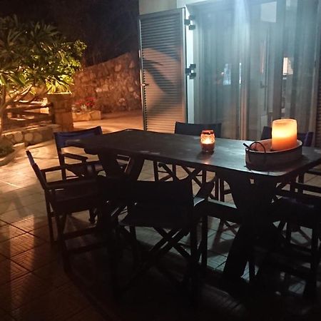 Nikolis Vacation House Vrísai Zewnętrze zdjęcie