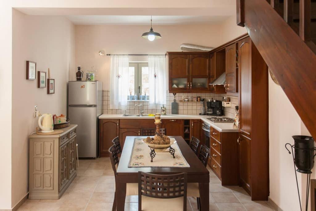 Nikolis Vacation House Vrísai Zewnętrze zdjęcie