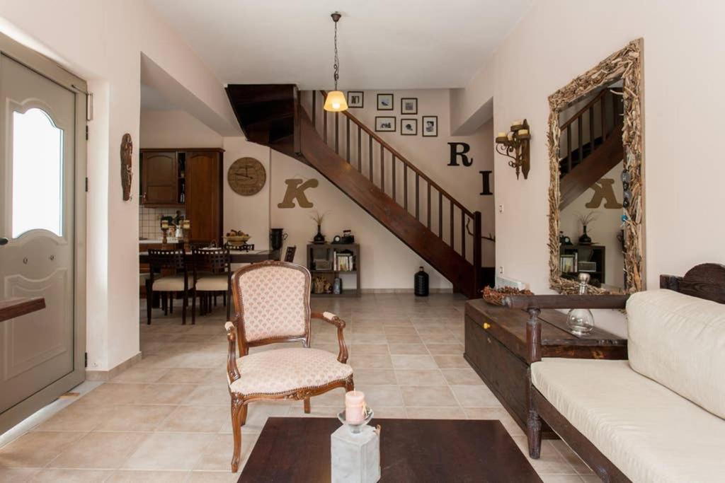 Nikolis Vacation House Vrísai Zewnętrze zdjęcie